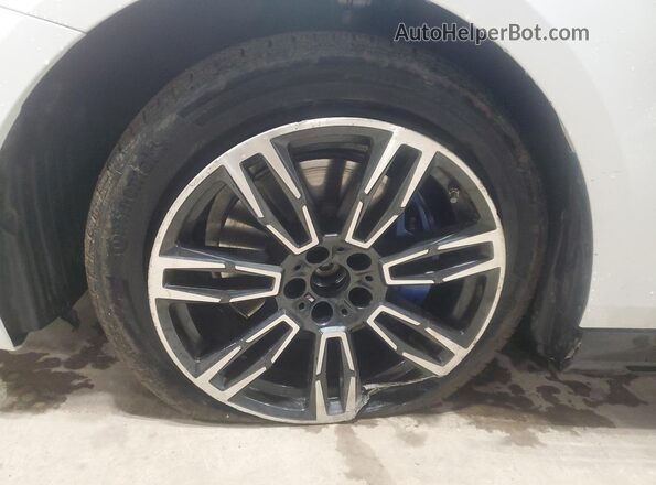 WBA53FJ09TCW58933 2026 BMW 5 SERIES White Vista de la etiqueta del VIN