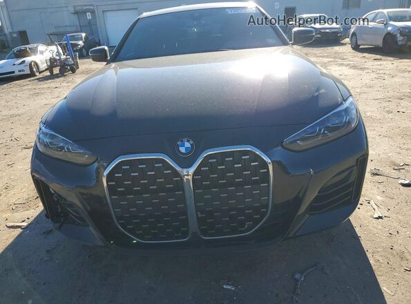 WBA63AV03NFM75305 2022 BMW 4 SERIES Black Widok z przodu