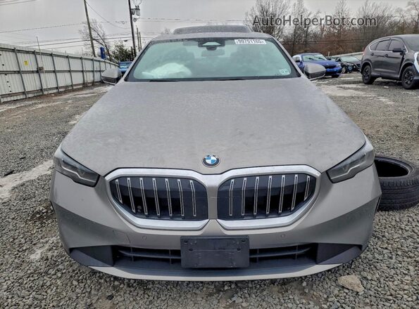 WBA63FJ07SCT68970 2025 BMW 5 SERIES Gray Vista frontal