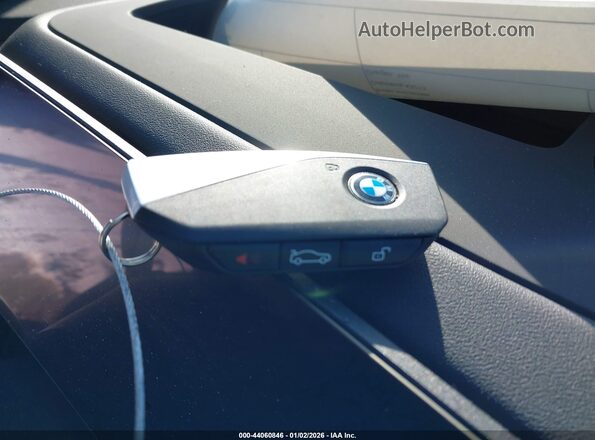 WBA63FJ09SCU23032 2025 BMW 5 SERIES Gray Dashboard view