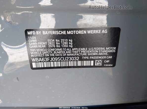 WBA63FJ09SCU23032 2025 BMW 5 SERIES Gray Engine compartment view