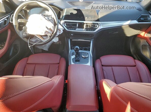 WBA73AV01PFM95477 2023 BMW 4 SERIES White Vista del salpicadero