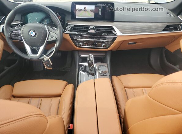 WBA73BJ02PCN56316 2023 BMW 5 SERIES Gray Вид панелі приладів