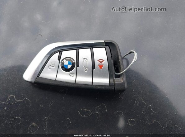 WBA73BJ09NWX72417 2022 BMW 5 SERIES Белый Вид панели приборов