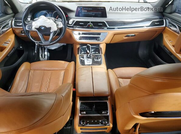 WBA7B0C53GG526850 2016 BMW 7 SERIES Gray Vista del salpicadero