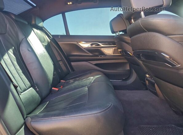 WBA7E2C58KB218131 2019 BMW 7 SERIES Silver უკანა სავარძლების ხედი