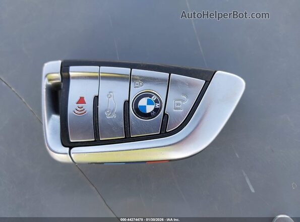 WBA7E2C58KB454326 2019 BMW 7 SERIES White Widok deski rozdzielczej