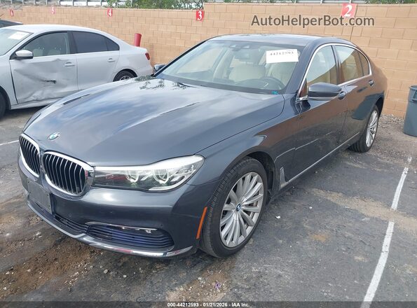 WBA7E2C5XGG738468 2016 BMW 7 SERIES Серый Передняя левая четверть