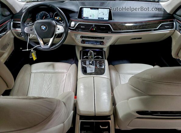 WBA7F2C55JG423923 2018 BMW 7 SERIES Black Вид панелі приладів