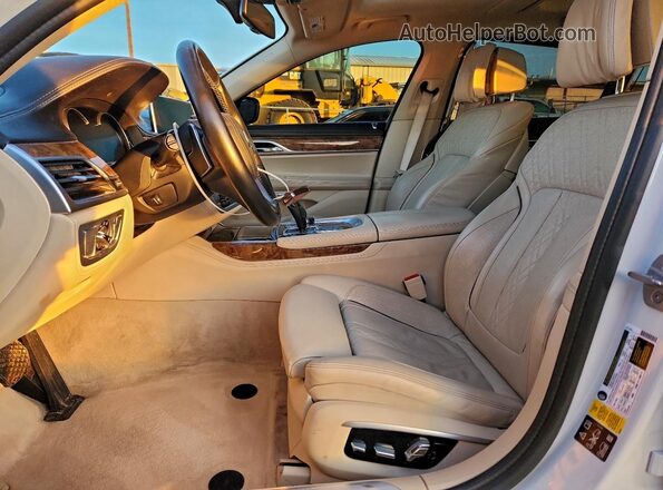 WBA7F2C56GG416181 2016 BMW 7 SERIES White Սալոնի դիմացի տեսք