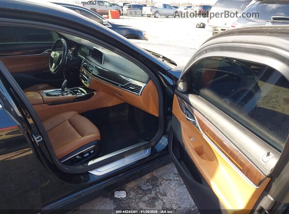 WBA7F2C56HG422743 2017 BMW ALPINA Black Widok wnętrza z przodu