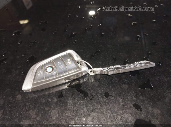 WBA7F2C5XGG418385 2016 BMW 7 SERIES Gray Vista del salpicadero