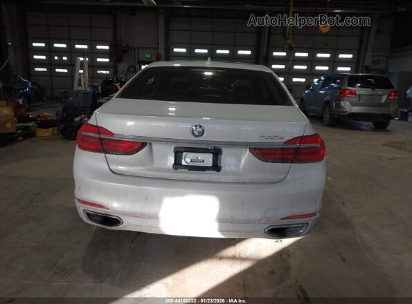 WBA7J2C55JG938175 2018 BMW 7 SERIES White 