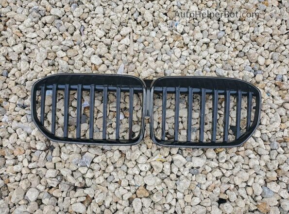 WBA7T2C05NCG97586 2022 BMW 7 SERIES Черный Вид подкапотного пространства