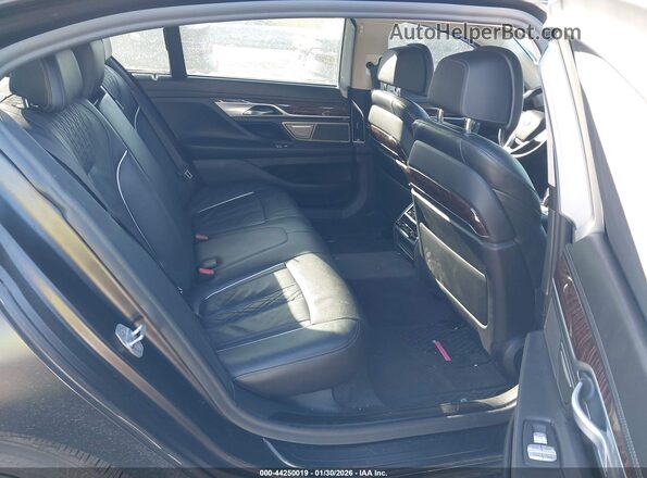 WBA7U2C04MCF85969 2021 BMW 7 SERIES Black Вид наклейки з VIN-кодом