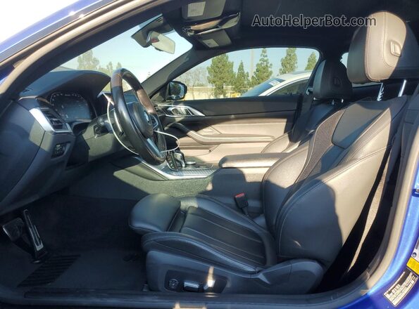 WBA83AP00NCJ94053 2022 BMW M4 Blue Vista interior delantera