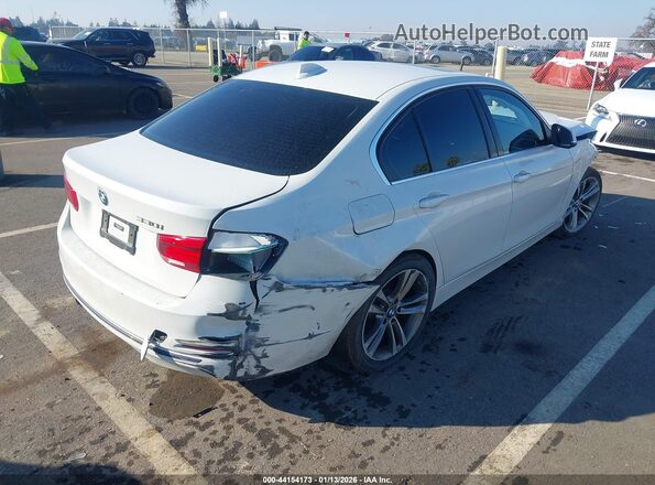 WBA8B9C53JEE83321 2018 BMW 3 SERIES White Trasero derecho