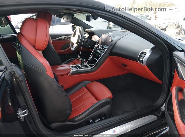 WBAFY4C55KBX39709 2019 BMW M8 Black Front interior view