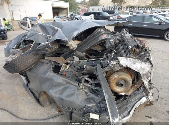 WBAFY4C56KBX29349 2019 BMW M8 Gray Вид задньої частини салону