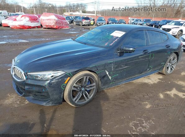 WBAGV4C06RCN10154 2024 BMW 8 SERIES Black წინა ხედი