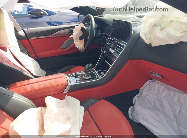 WBAGV8C02SCU51505 2025 BMW M8 White Widok wnętrza z przodu