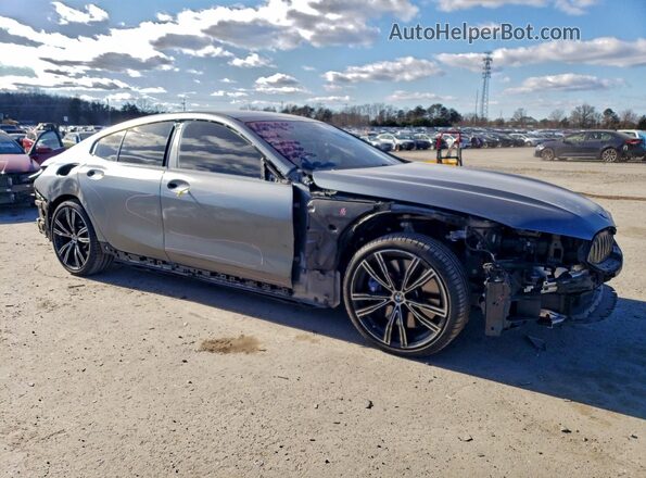 WBAGV8C03MCF72095 2021 BMW M8 Gray Front right