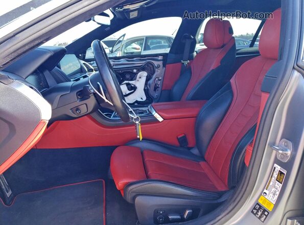 WBAGV8C03MCF72095 2021 BMW M8 Gray Front interior view