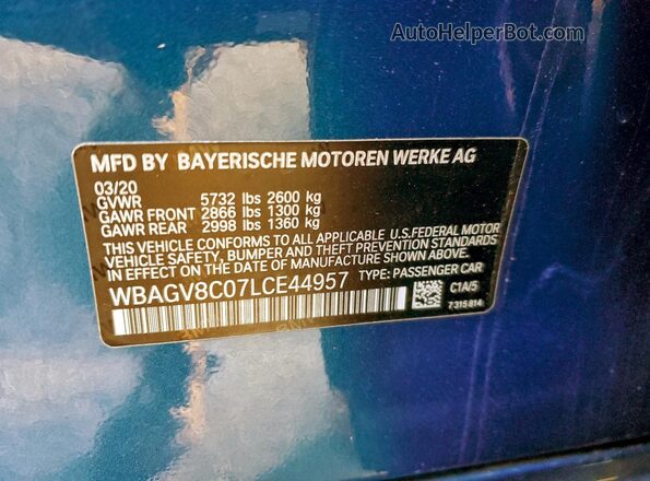 WBAGV8C07LCE44957 2020 BMW M8 Blue Vista del compartimento del motor