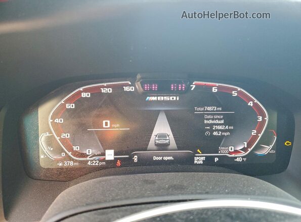 WBAGV8C09LCD81814 2020 BMW M8 Black Widok zestawu wskaźników
