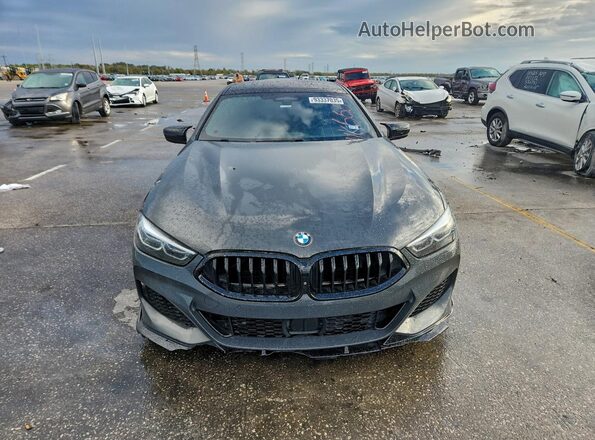 WBAGV8C09MCF86664 2021 BMW M8 Charcoal Вид спереду