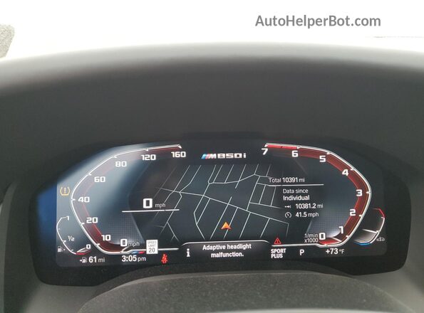 WBAGV8C0XSCT85219 2025 BMW M8 Burgundy Widok zestawu wskaźników