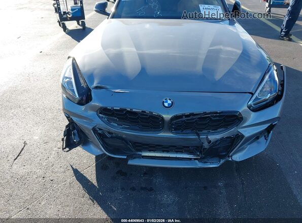 WBAHF3C06RWY33775 2024 BMW Z4 Gray 