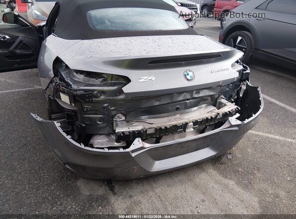 WBAHF3C07TWY51564 2026 BMW Z4 Gray Widok z przodu