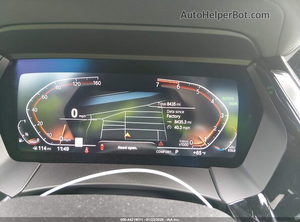 WBAHF3C07TWY51564 2026 BMW Z4 Gray Widok tylnych siedzeń