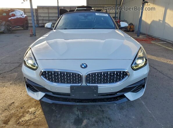 WBAHF3C0XMWX18783 2021 BMW Z4 White Vista frontal