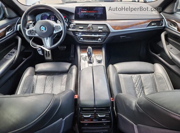 WBAJB9C56JB035431 2018 BMW M5 Gray Вид панелі приладів