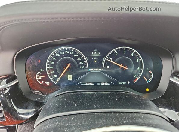 WBAJB9C56KB288461 2019 BMW M5 White Սարքավորումների վահանակի տեսք