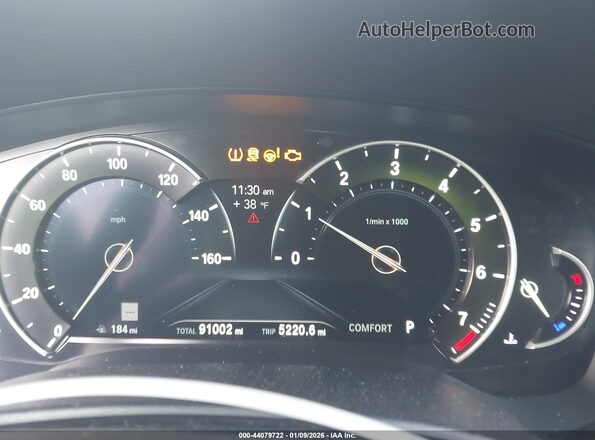 WBAJE7C35HG889995 2017 BMW 5 SERIES Black Вид задніх сидінь