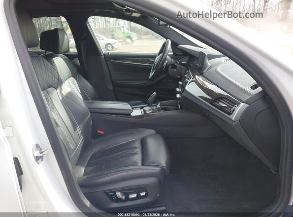 WBAJS7C01LBN96695 2020 BMW 5 SERIES White Вид салону спереду