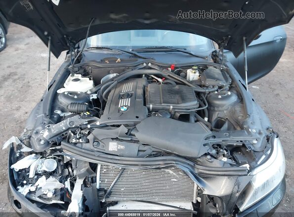 WBALM7C57G5B60195 2016 BMW Z4 Black Rear view