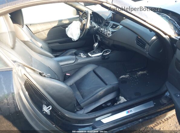 WBALM7C57G5B60195 2016 BMW Z4 Black Front interior view
