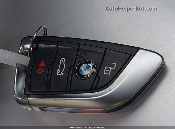 WBS43AY01RFT55538 2024 BMW M3 Blue Вид панелі приладів