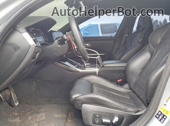 WBS43AY09NFL67236 2022 BMW M3 Gray Front interior view