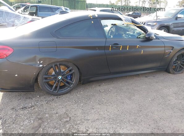 WBS4Y9C52JAA85565 2018 BMW M4 Gray Instrument cluster view