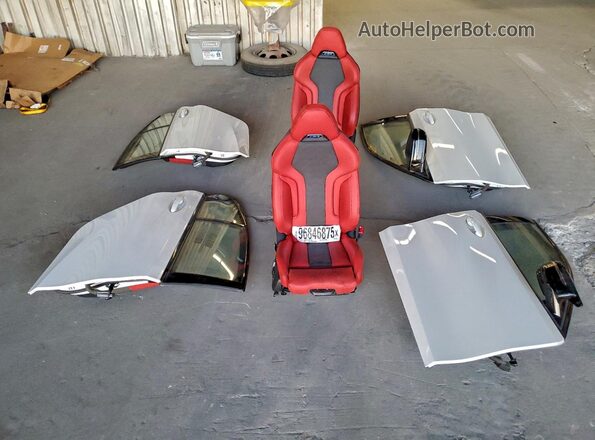 WBS53AY06RFS38512 2024 BMW M3 Белый Вид подкапотного пространства