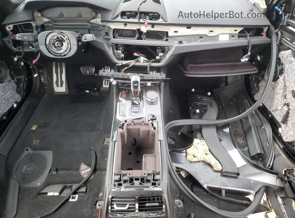 WBS83CH02MCF25450 2021 BMW M5 Black Widok deski rozdzielczej