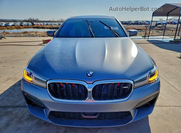 WBS83CH07NCJ03334 2022 BMW M5 Silver Widok z przodu