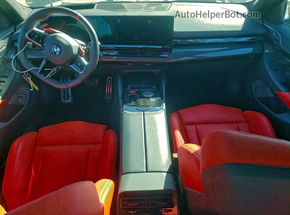 WBS83FK09SCT39005 2025 BMW M5 Черный Вид панели приборов