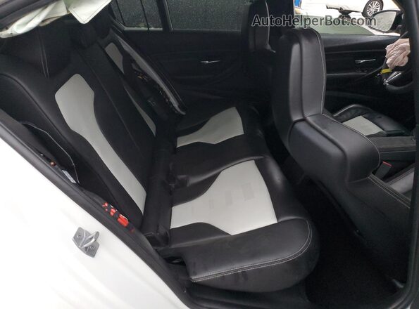 WBS8M9C53J5L00311 2018 BMW M3 White 