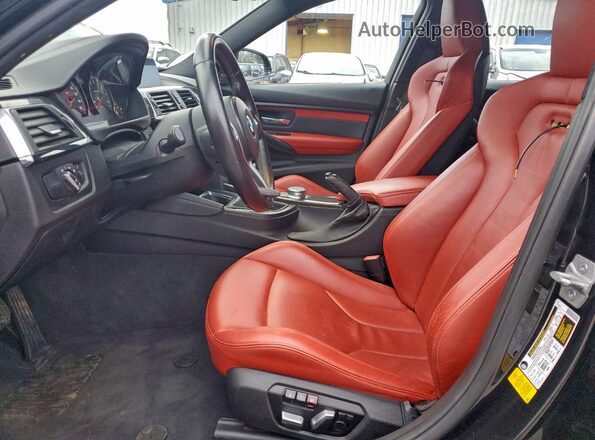 WBS8M9C54J5L00799 2018 BMW M3 Black წინა სალონის ხედი